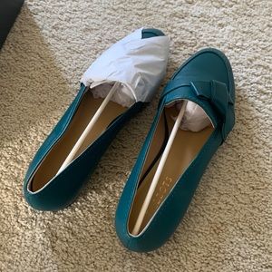 NWT 100% Leather, Talbots, Ryan Knot Loafers